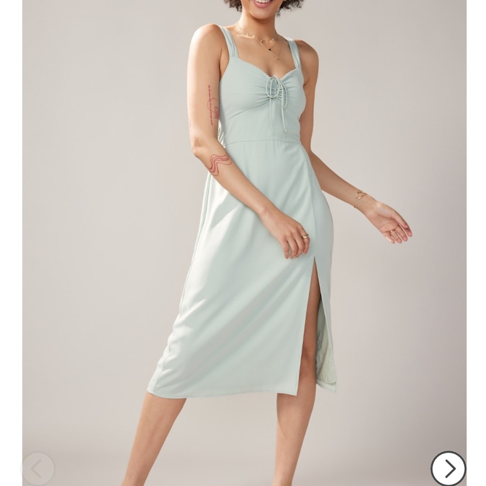 Amberlie Front Slit Midi Dress Francesca’s